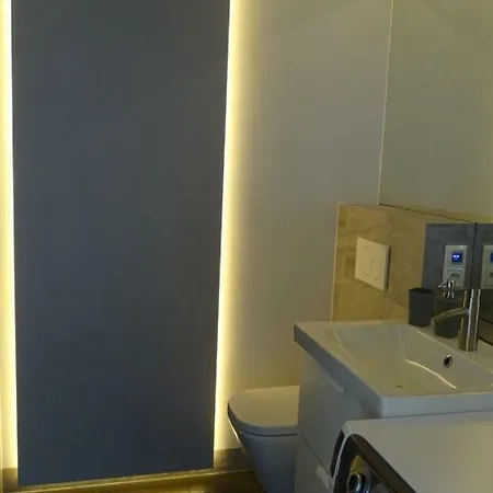 Black Line Apartament *